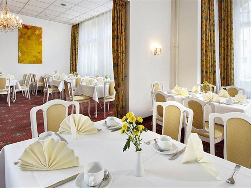 Grand City Hotel Berlin Zentrum Esterno foto